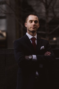 Chris R.